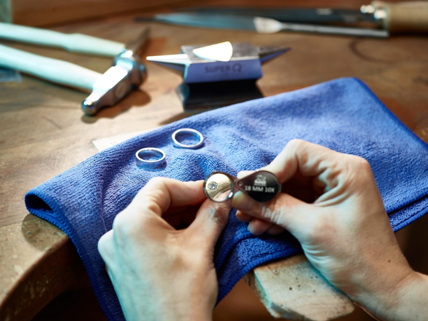 12 020 002 Lente NIQUA 10x ingrandimenti - nero